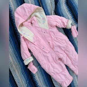 Vintage Oshkosh G’Bosh 24 months pink snowsuit one piece with hood and mittens